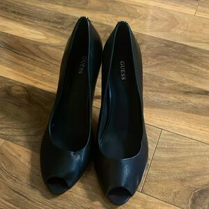Ladies size10 Guess peep toe heels black